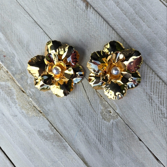 Elegant Earrings, Statement Earrings, Jewelry, Fashion Earrings - Picture 3 of 3